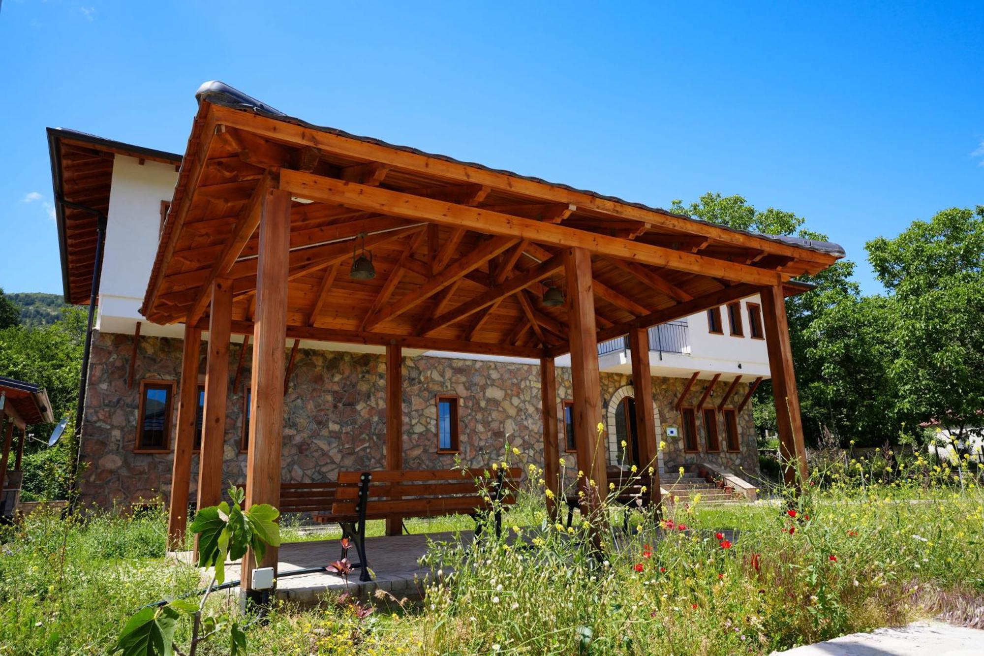 Agroturizem Dr Bizhga 5* Gusmar