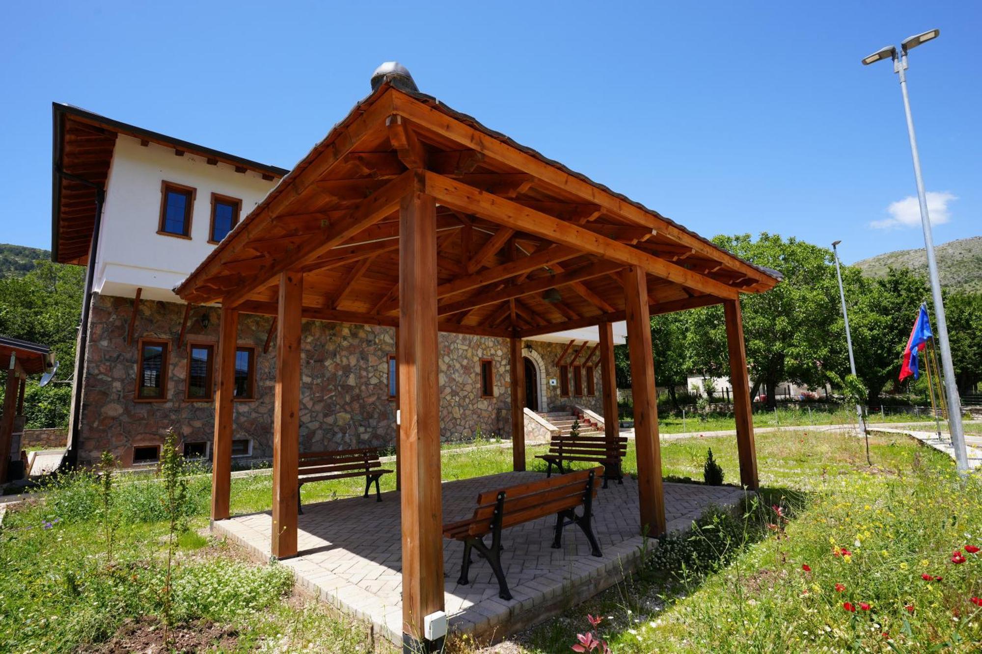 Hotel Agroturizem Dr Bizhga 5*
