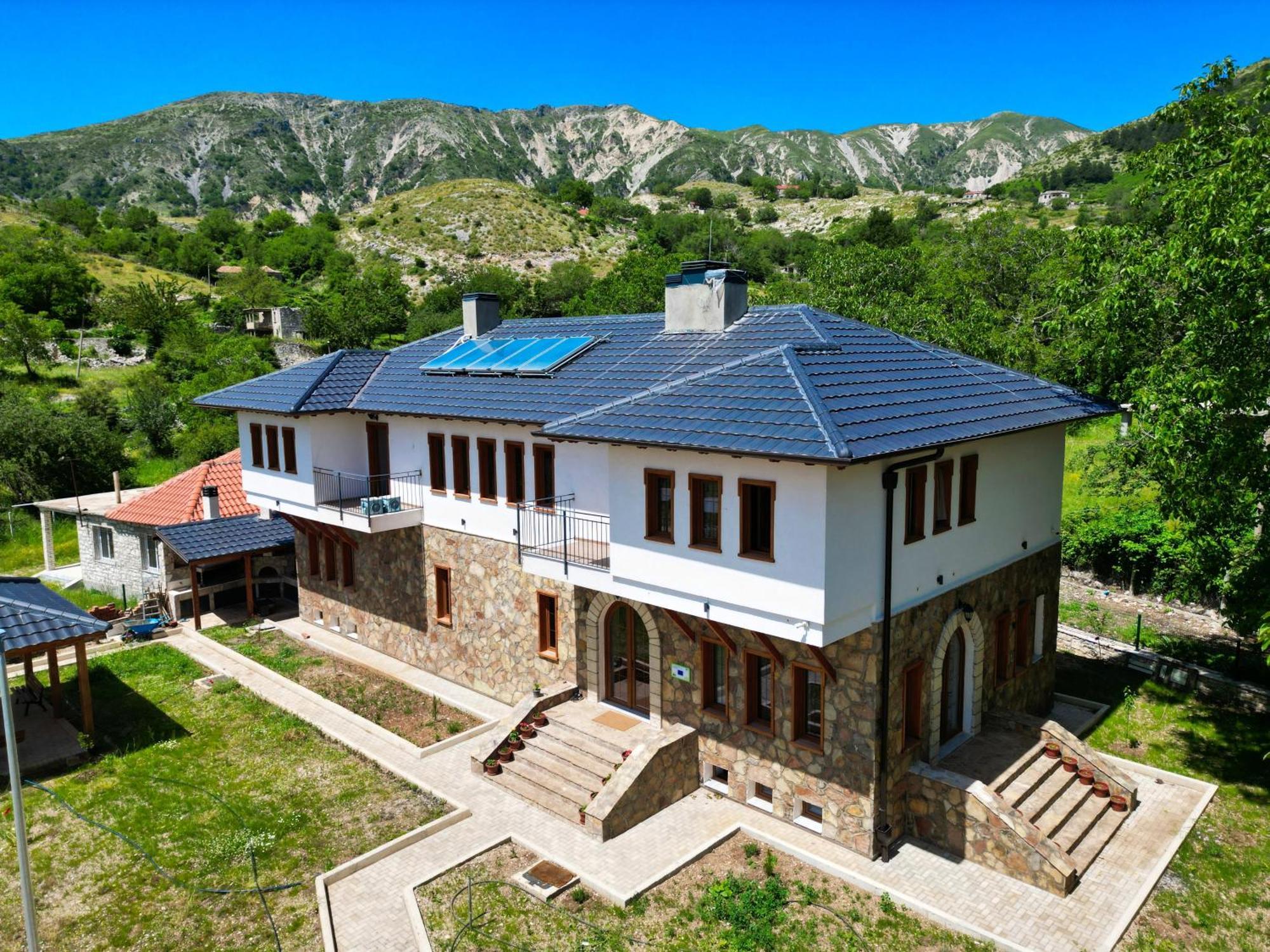 Agroturizem Dr Bizhga Hotel 5*